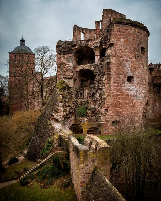 Abandoning a Castle in Ruins