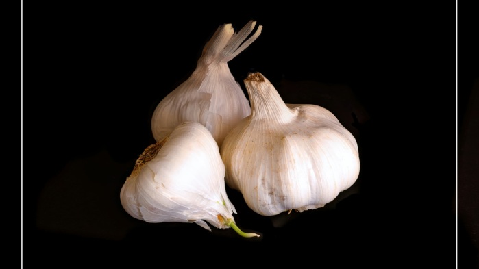 Tom Piokowski - Garlic Bulbs