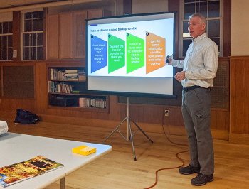 Chane presents at Bridgeport Camera Club