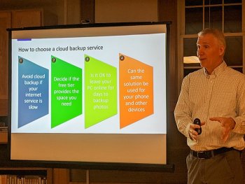 Chane presents at Bridgeport Camera Club